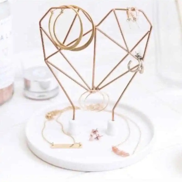 Geometric Heart Jewellery Stand - Picture 3 of 7